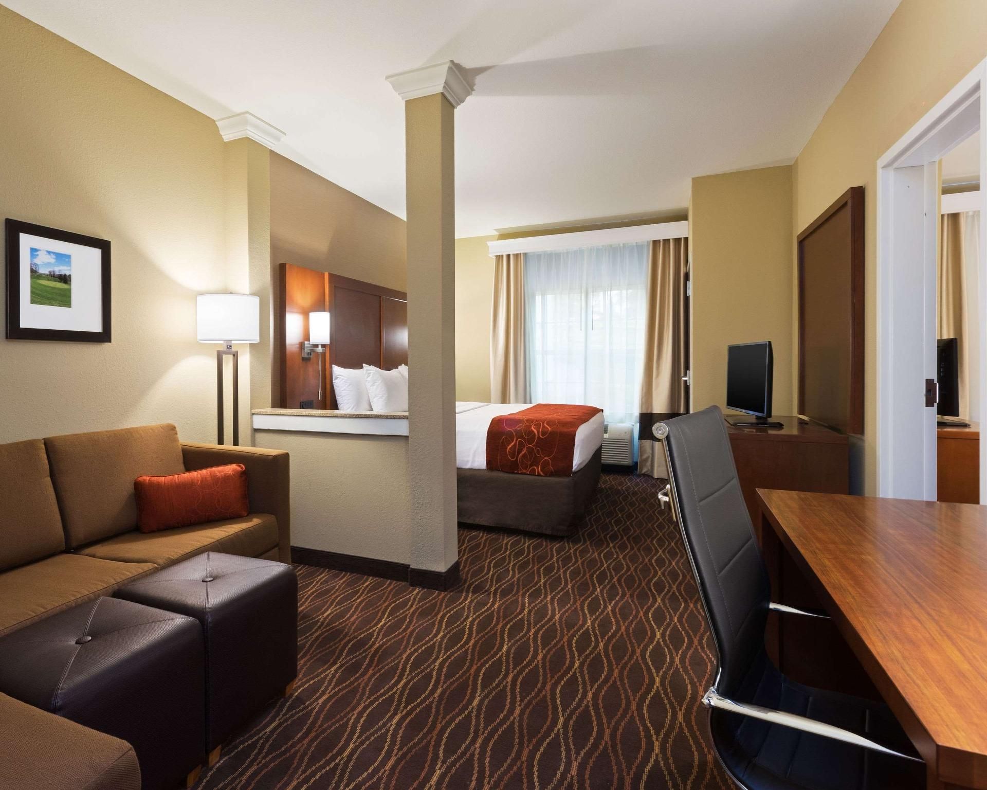2 King Bed Suite Non-Smoking