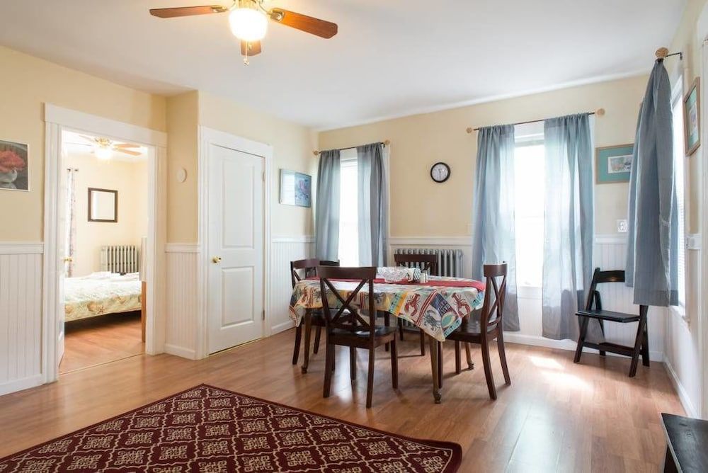 Apartments in Salem First Floor 3-4 Bedrooms Apartment 11