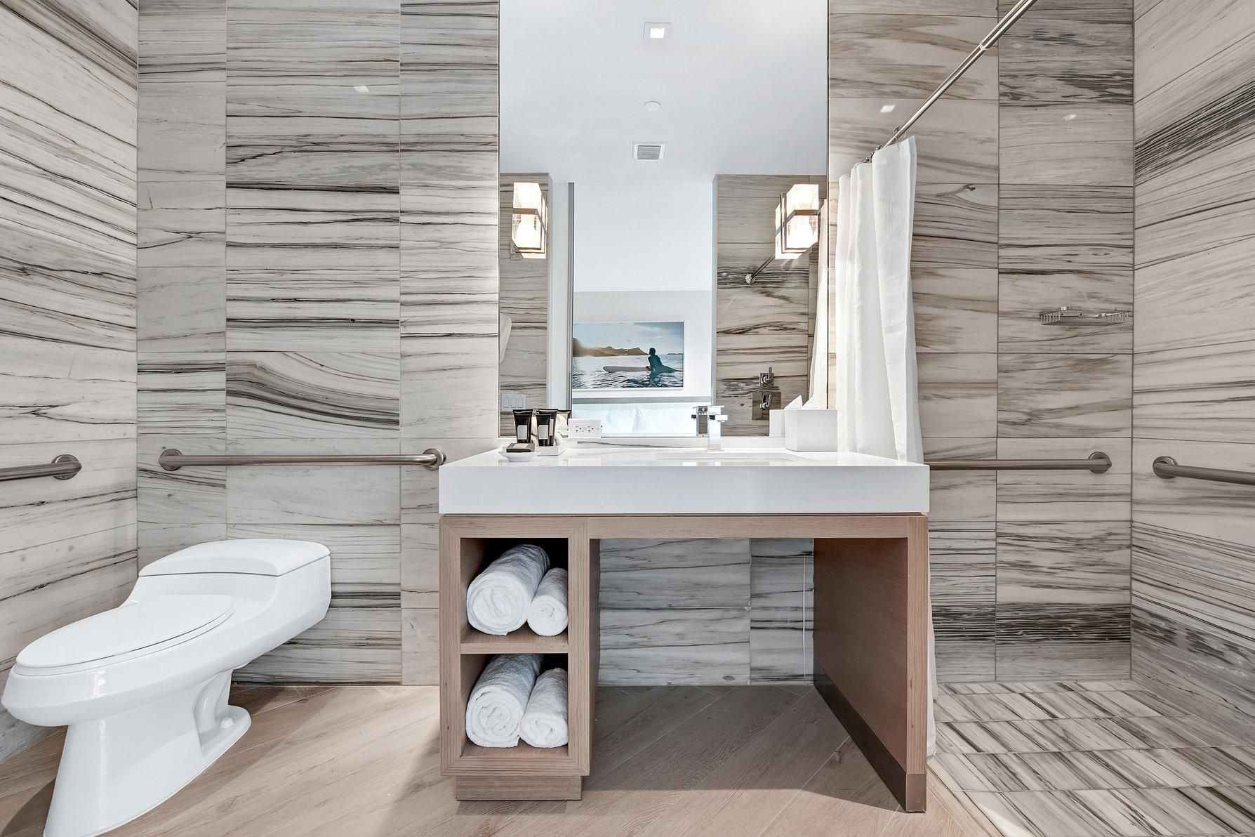 Two Bedroom Villa, 2 Bedroom Suite, Bedroom 1: 1 King, Bedroom 2: 1 Queen, Ground Floor, Balcony