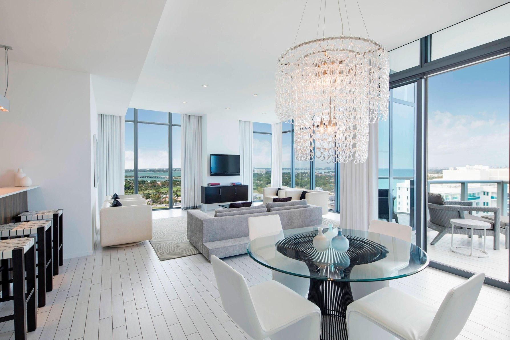 Penthouse 8, 2 Bedroom Bi-level Suite, Bedroom 1: 1 King, Bedroom 2: 1 King, Ocean view, Balcony