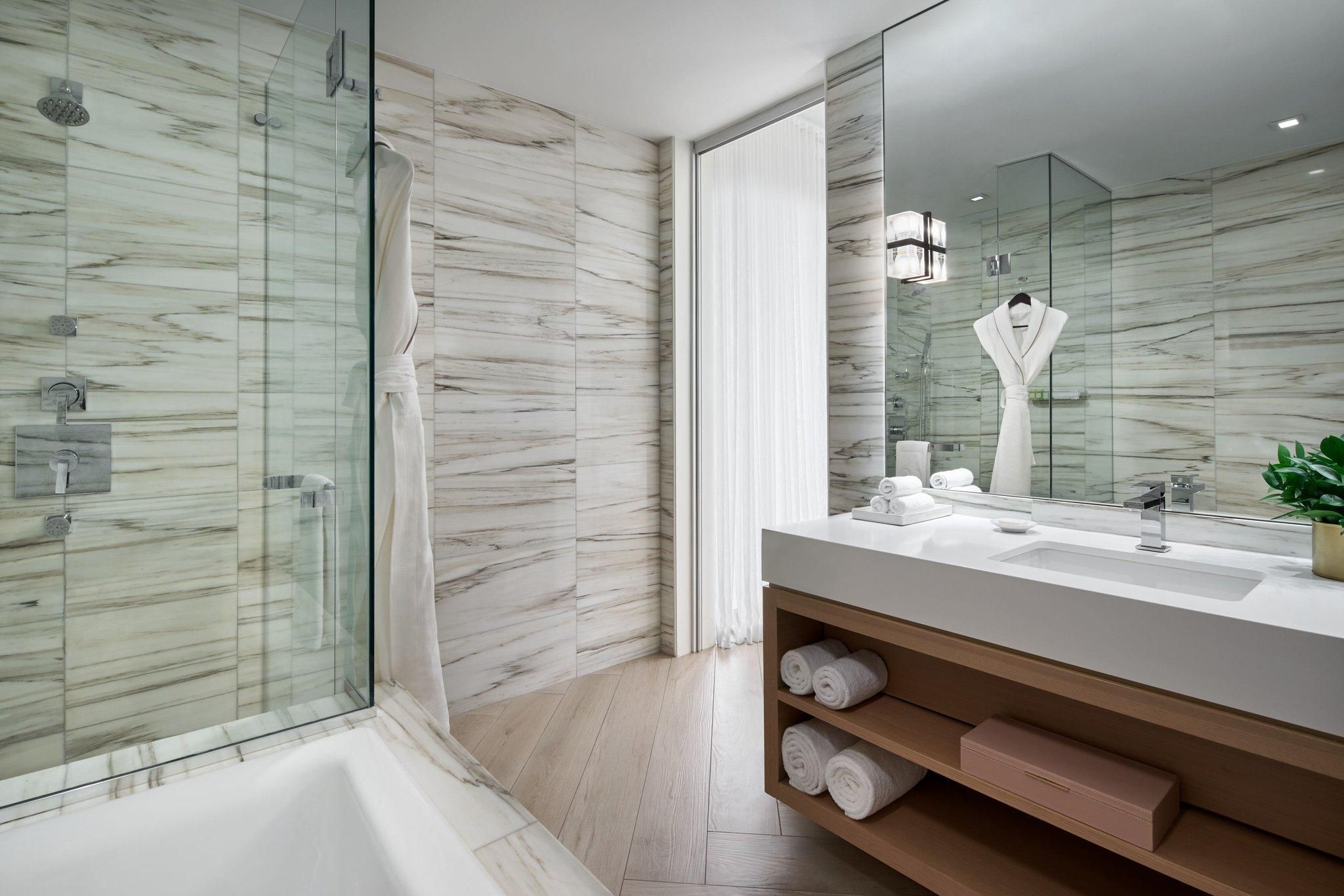 Oceanfront 2 Bedroom, Suite, Bedroom 1: 1 King, Bedroom 2: 1 Queen, Corner room, Balcony