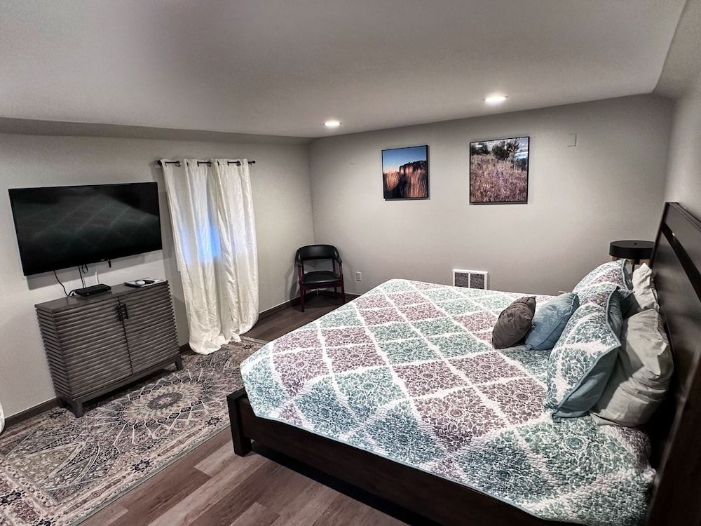Family Cottage, 1 King Bed with Sofa bed, Kitchen, Courtyard View
