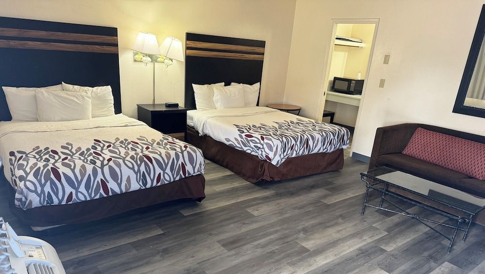 Studio Suite, 2 Queen Beds, Non Smoking, Kitchenette