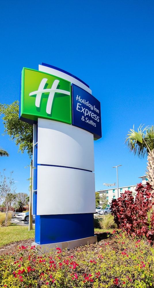 undefined Holiday Inn Express & Suites Miami Airport East by IHG 7