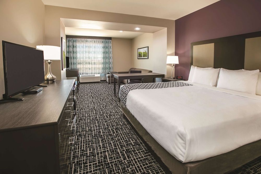 Executive Room, 1 King Bed, Non Smoking