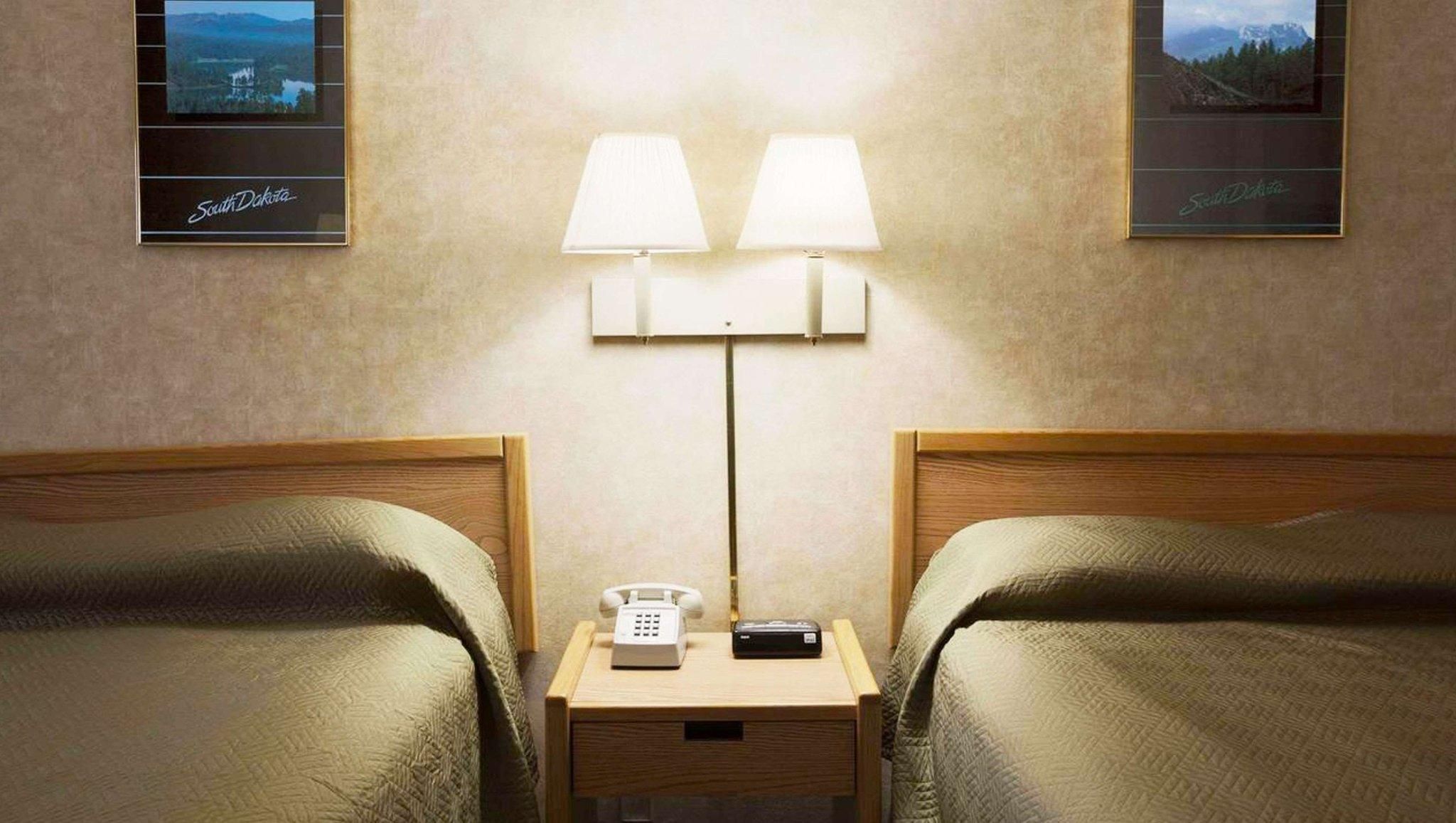 2 Double Beds Non-Smoking