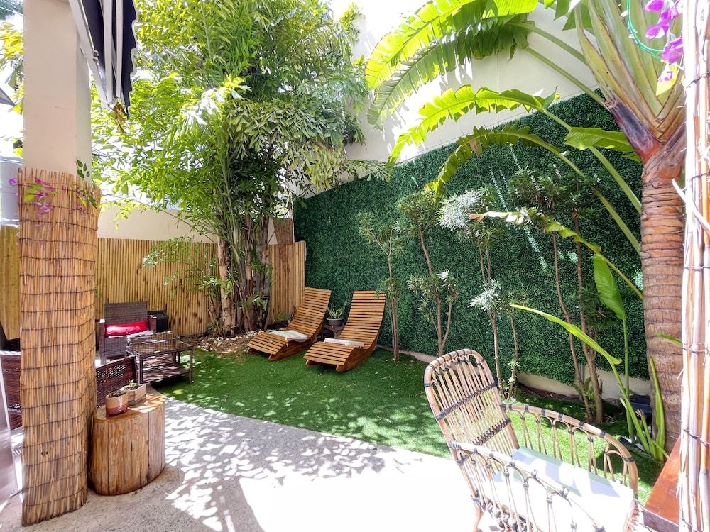 undefined Mercury Apart Hotel