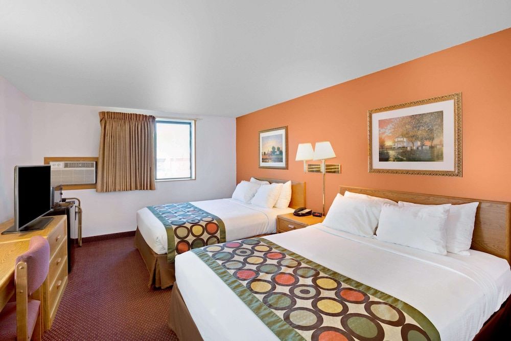 Room, 2 Queen Beds