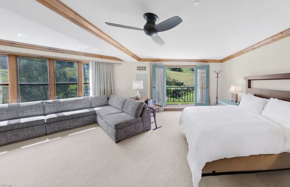 Suite (James Chadwick)