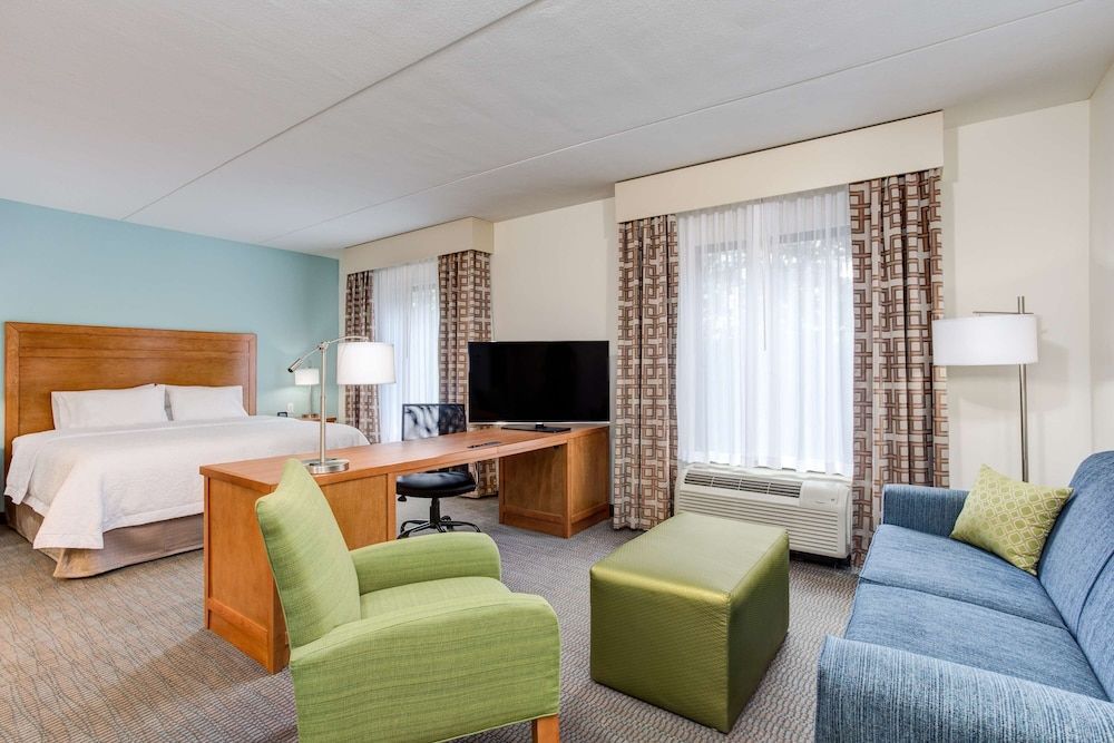 Studio, 1 King Bed, Accessible, Non Smoking (Hearing Impaired)
