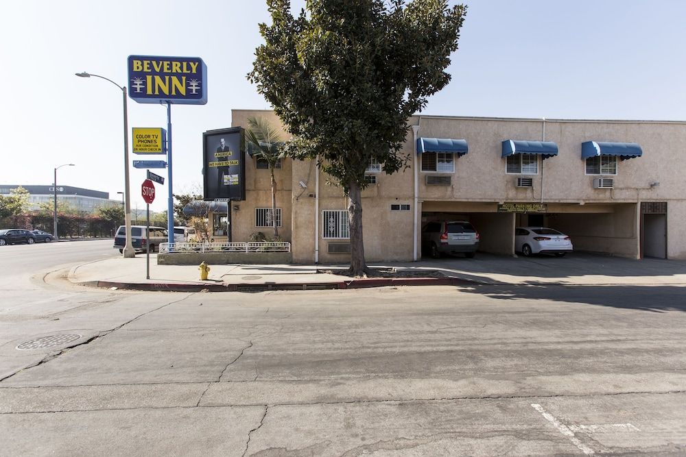 undefined Beverly Inn 10