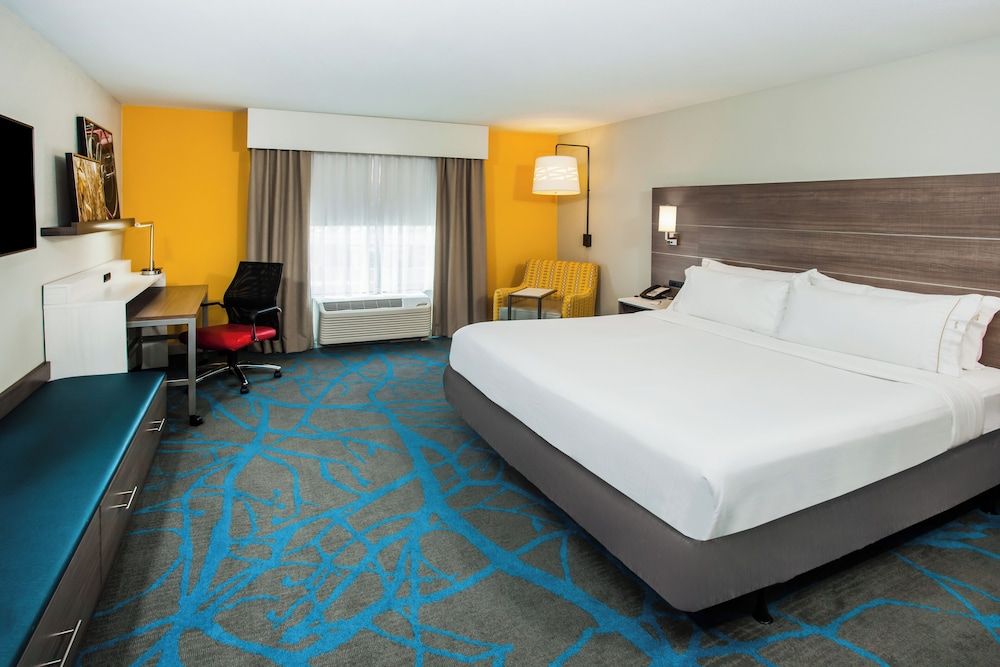Standard Room, 1 King Bed, Accessible (Hearing)