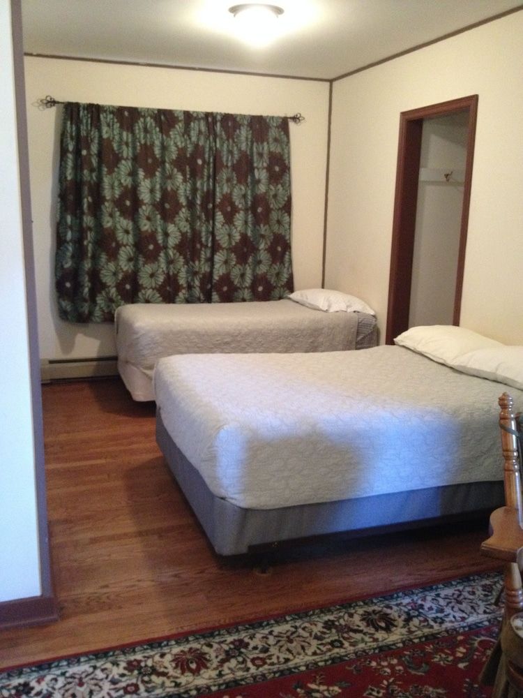 Double Room, Multiple Beds, Full Kitchen