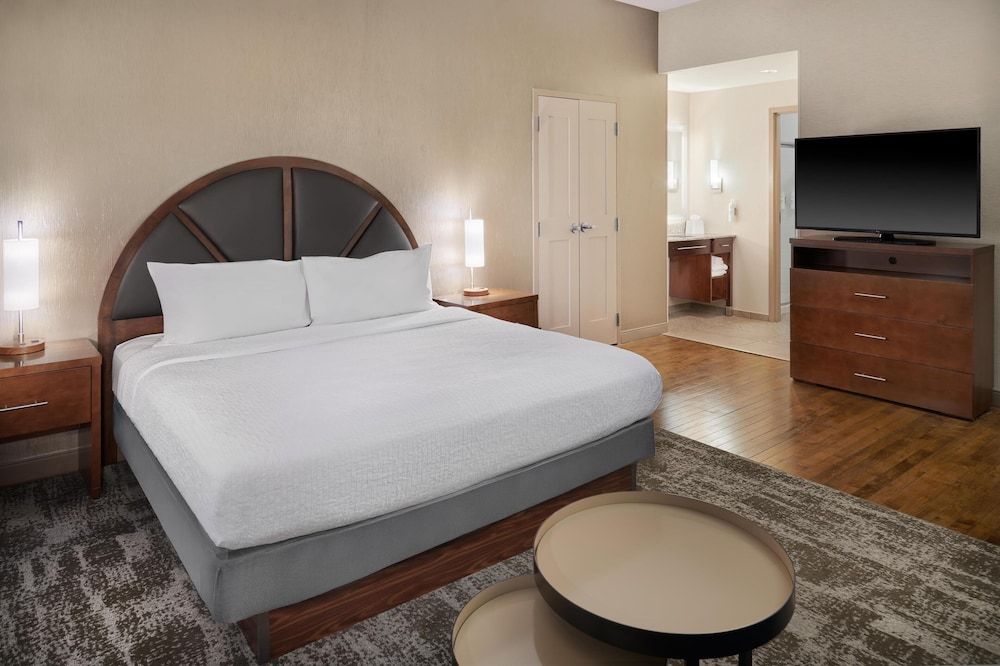 Studio Suite, 1 King Bed, Non Smoking