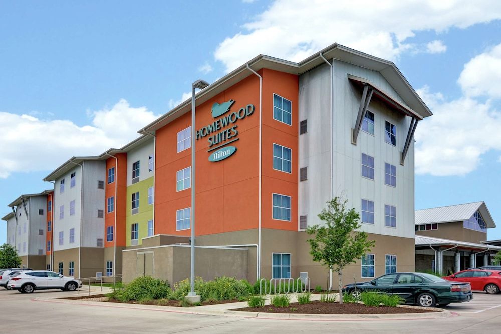 undefined Homewood Suites by Hilton TechRidge Parmer @ I-35 9