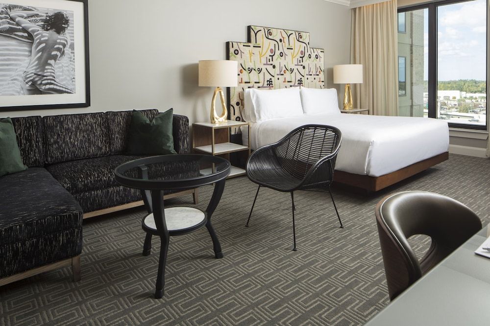 Hotel ZaZa Houston Memorial City Premium Room, 1 King Bed, Accessible