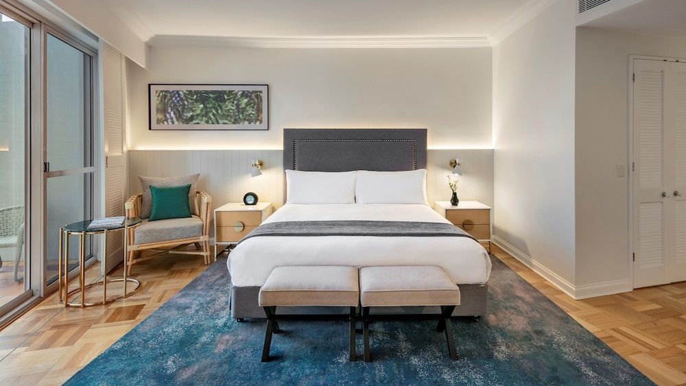 Classic Room, 1 King Bed, Marina View