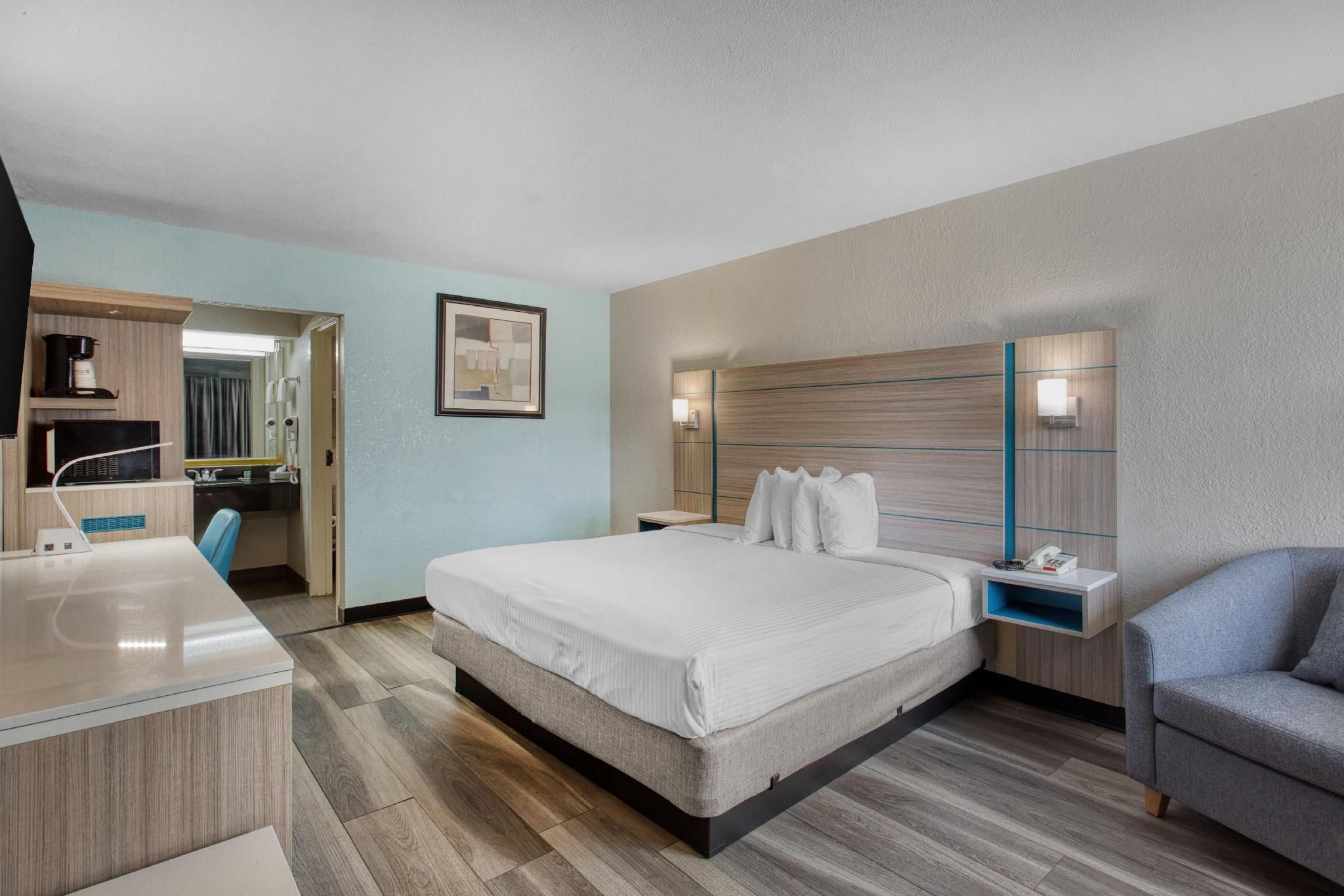 Best Western Executive Inn 1 King Bed, Smoking Room