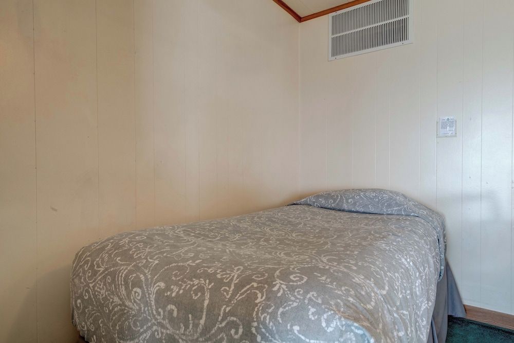 Ester Lee Oceanview Inn Family Oceanview Cottage, 1Bdrm Kitchen max3 4