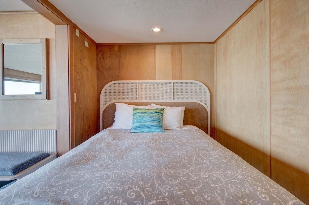 Ester Lee Oceanview Inn Romance Jacuzzi Oceanview Cottage w/Kitchen