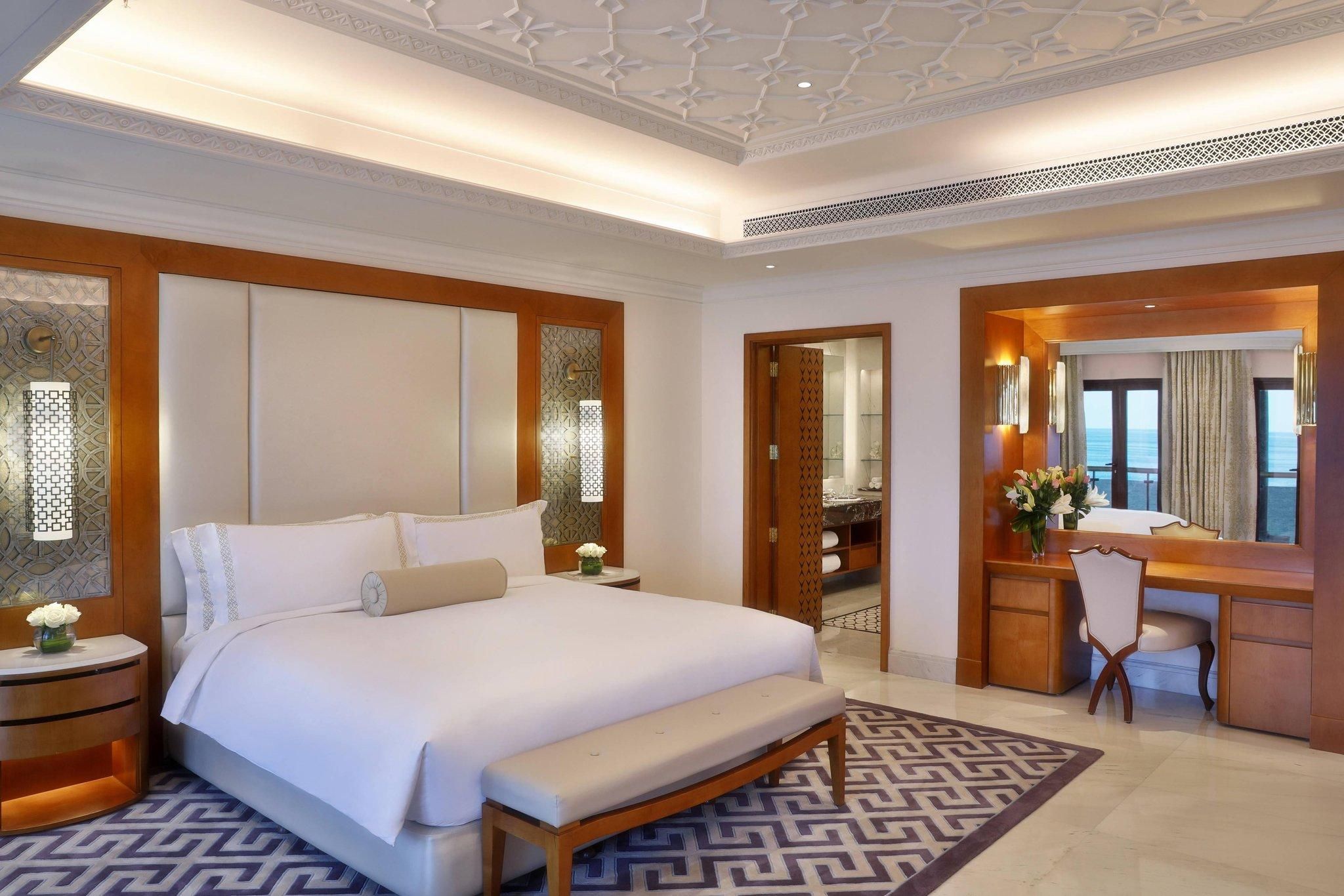 2 Bedroom Presidential Suite, Bedroom 1: 1 King, Bedroom 2: 2 Twin, Sea View, Top Floor, Balcony