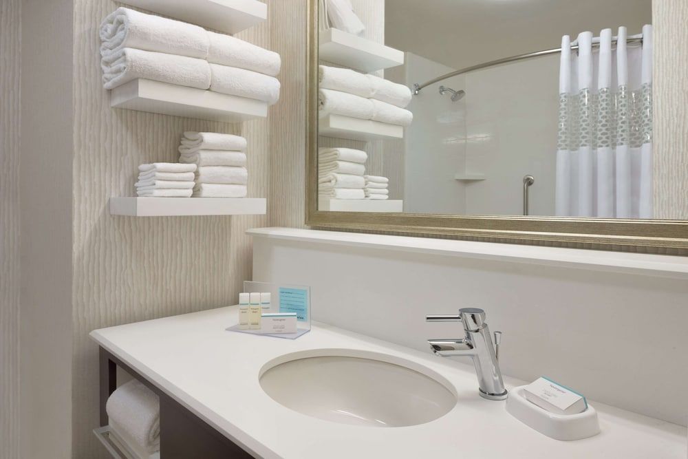 Studio, 2 Queen Beds, Non Smoking, Refrigerator & Microwave