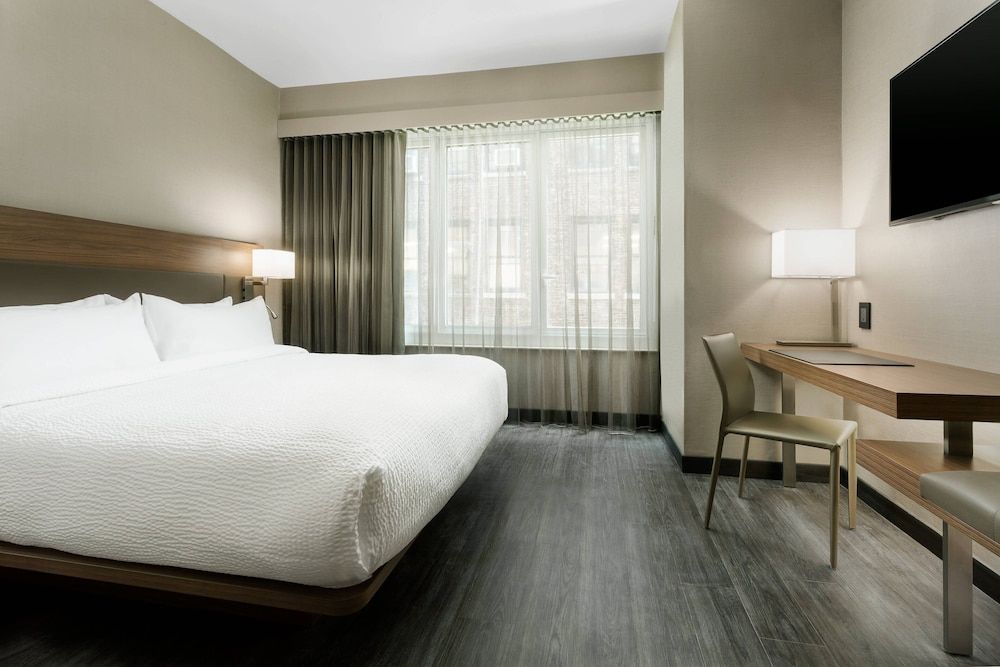 undefined AC Hotel by Marriott New York Times Square 3