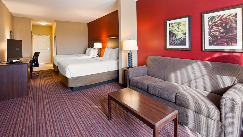 Suite, Multiple Beds, Accessible, Non Smoking (with Sofabed)