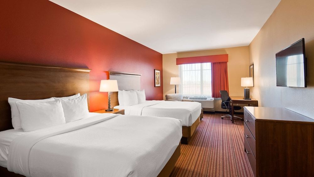 Suite, 2 Queen Beds, Accessible, Non Smoking
