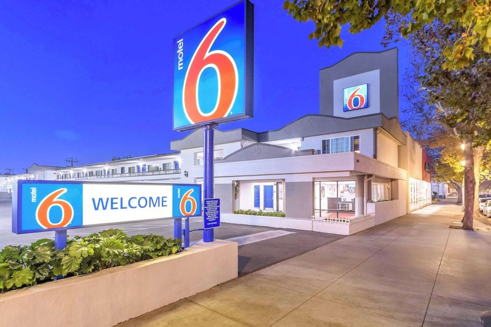 Motel 6 San Jose, CA - Convention Center