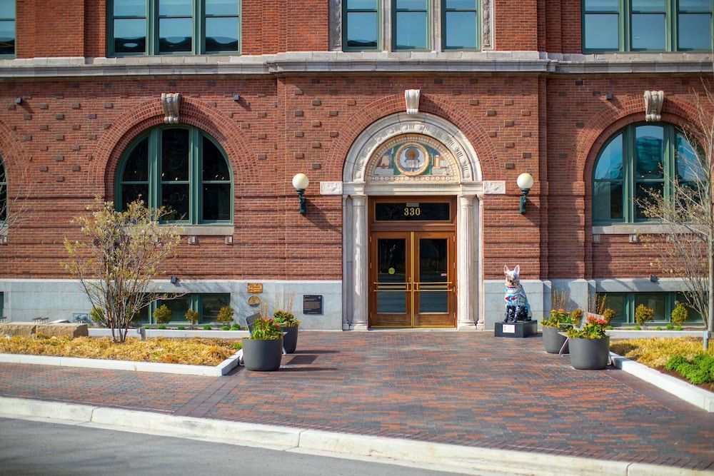 undefined Marriott Marquis Chicago 3