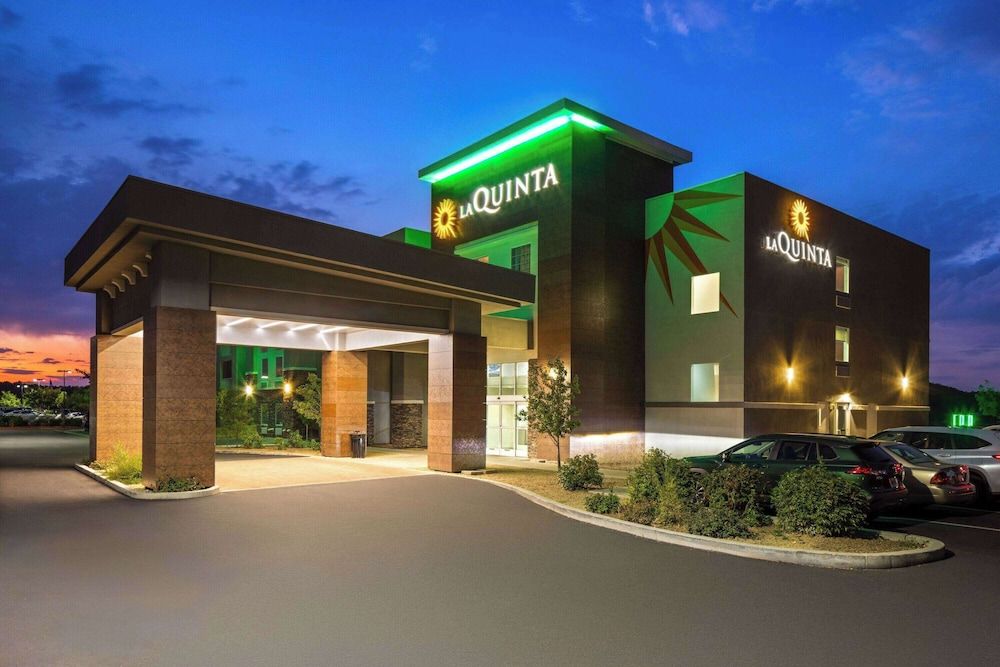 undefined La Quinta Inn & Suites by Wyndham Williams-Grand Canyon Area 9