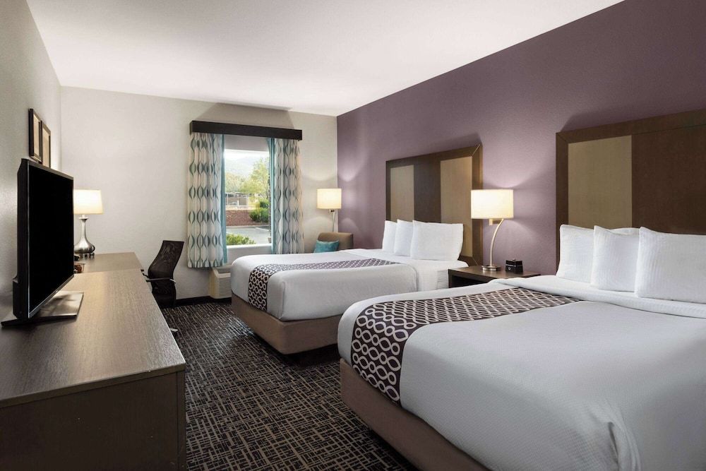undefined La Quinta Inn & Suites by Wyndham Williams-Grand Canyon Area 2