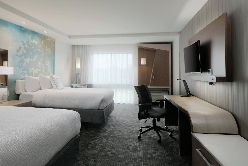 Room, 2 Queen Beds (Hearing Accessible)