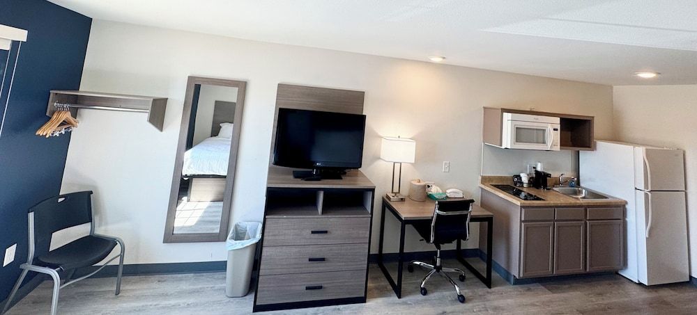 Room, 2 Queen Beds, Non Smoking (Efficiency)
