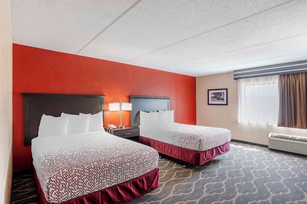 Standard Room, 2 Double Beds, Non Smoking, Refrigerator & Microwave (No Pets in room type)