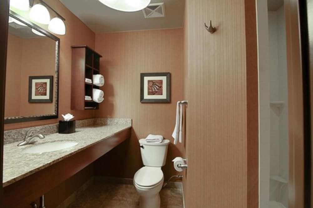 Teddy's Residential Suites New Town Room, 1 King Bed (Mini Fridge) 4