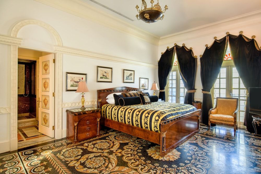 The Villa Casa Casuarina Premier Suite, Non Smoking, City View 4