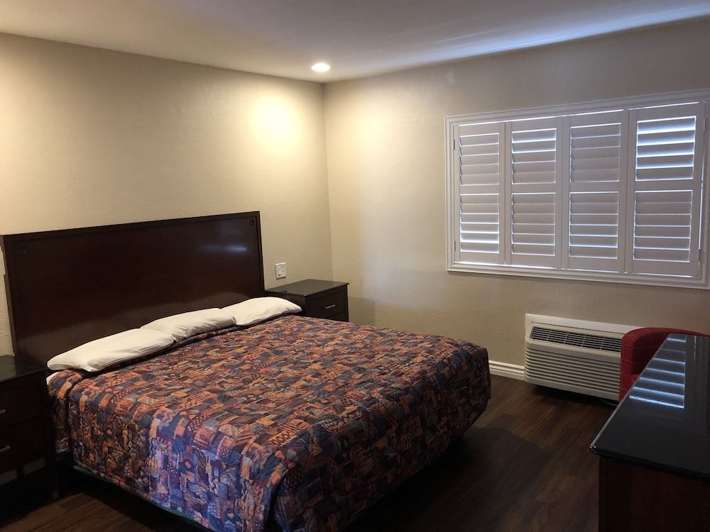 Standard Single Room, 1 Bedroom, Smoking