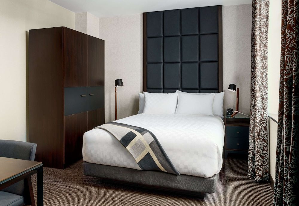 undefined Joinery Hotel Pittsburgh, Curio Collection by Hilton 9