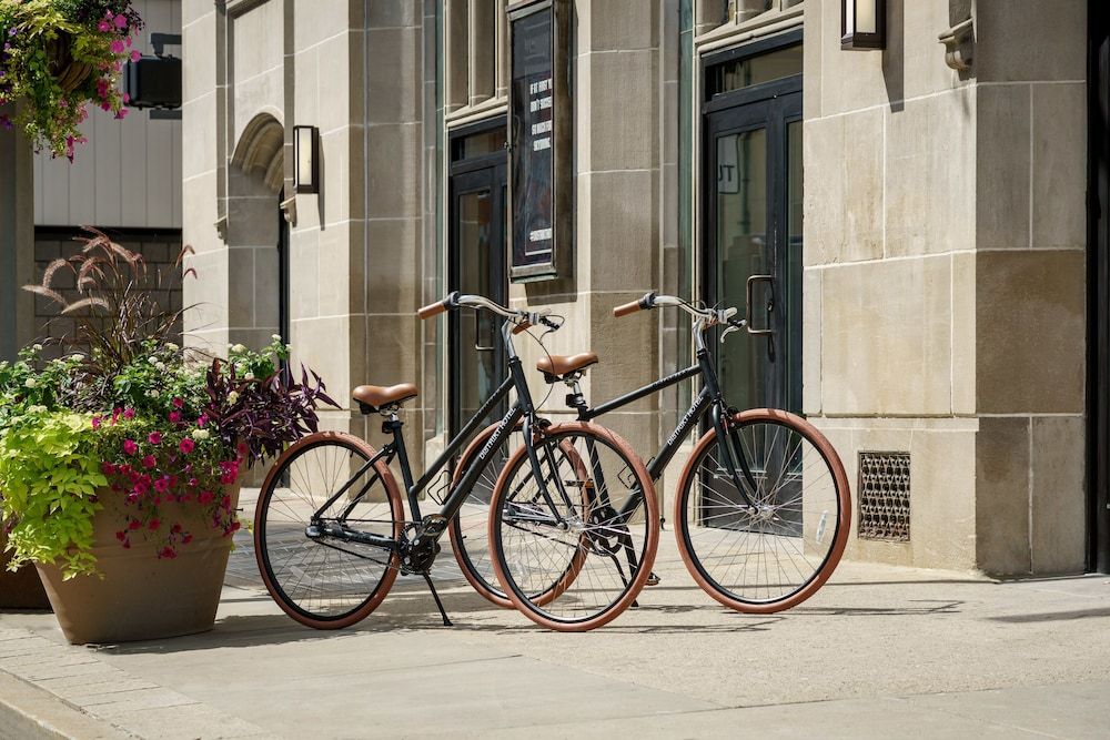 undefined Joinery Hotel Pittsburgh, Curio Collection by Hilton 2