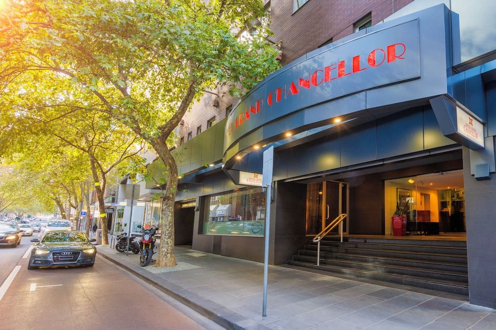 undefined Hotel Grand Chancellor Melbourne 6
