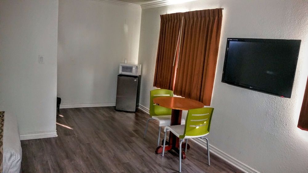 Deluxe Room, 2 Double Beds