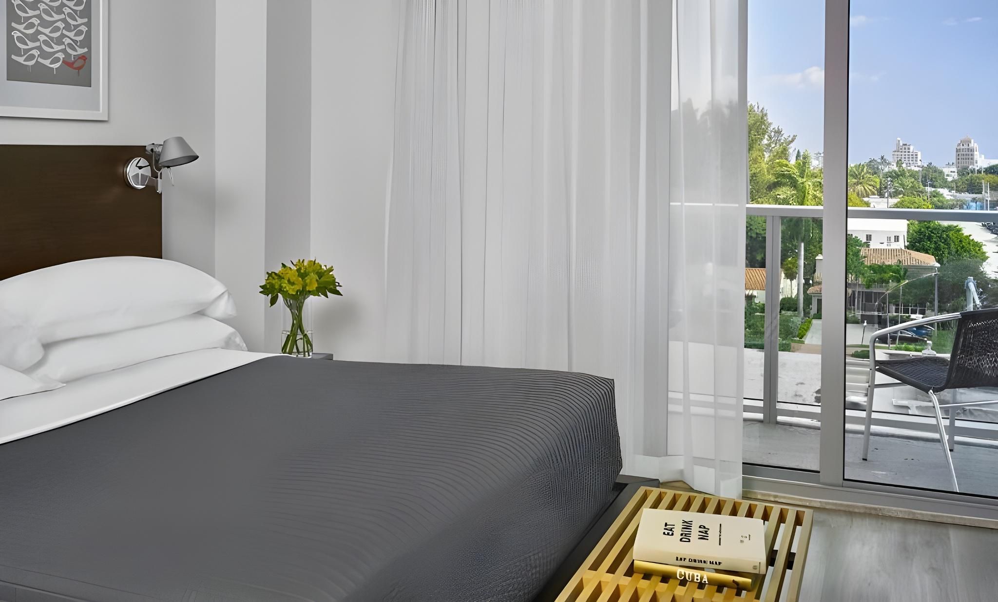 Skyline One-Bedroom Suite