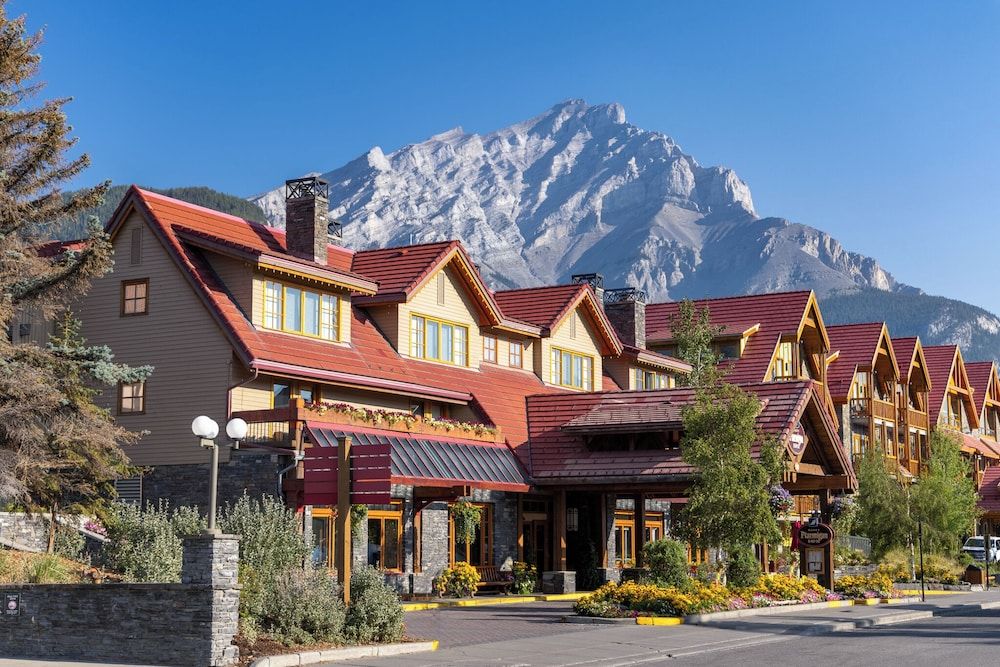 undefined Banff Ptarmigan Inn 5