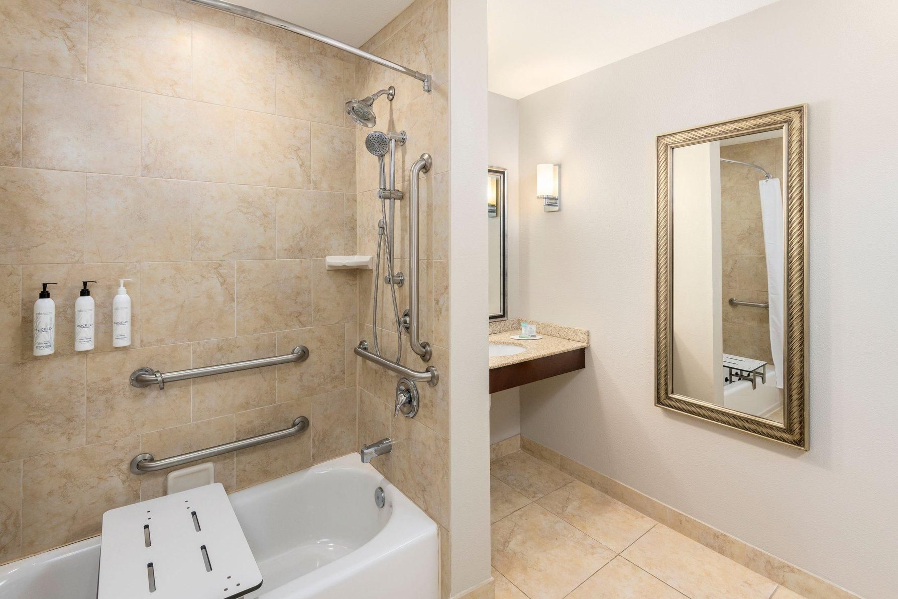 Studio Suite, 2 Queen, Sofa bed