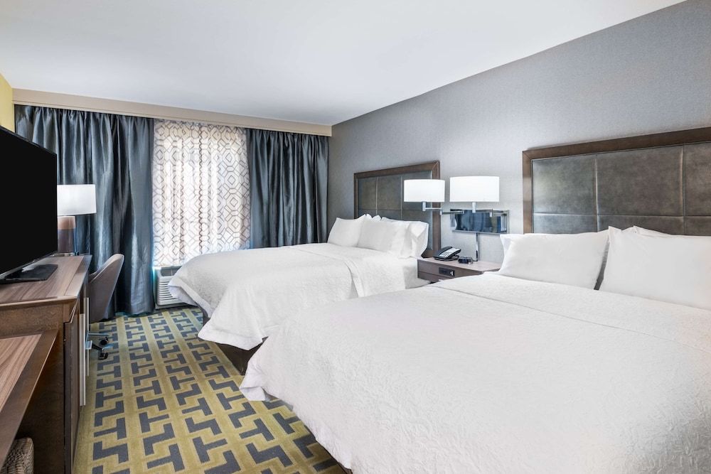Room, 2 Queen Beds, Accessible, Non Smoking
