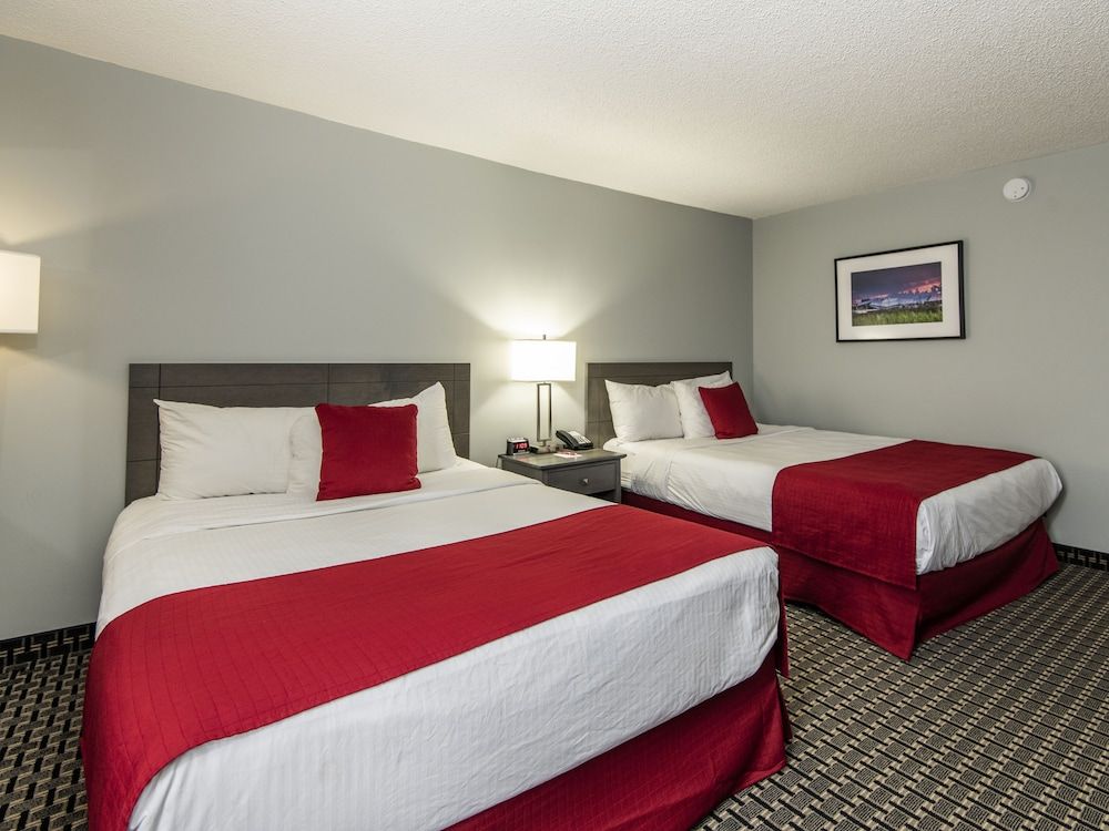 Paradise Inn & Conference Centre Deluxe Double Room, 2 Queen Beds