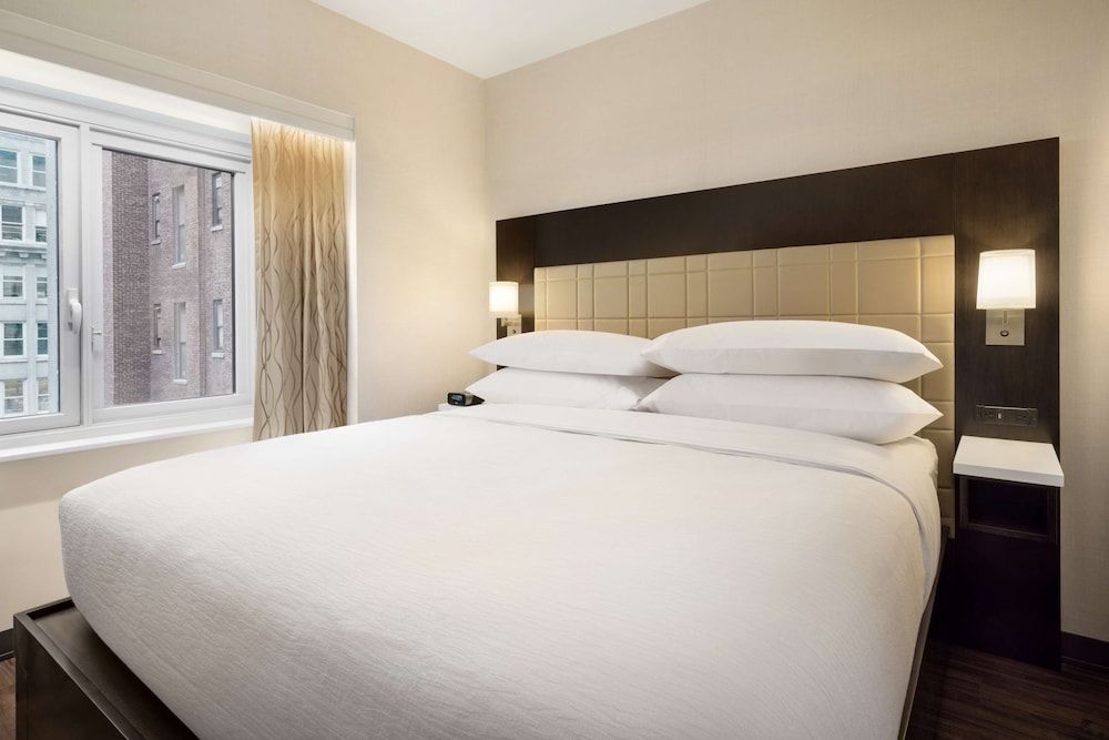 Embassy Suites by Hilton New York Manhattan Times Square Room, 1 King Bed, Non Smoking