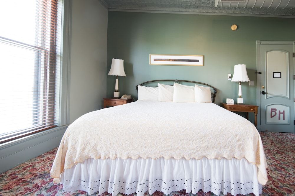 The Black Hawk Hotel